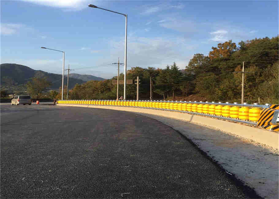 Good price エヴァのローラーを運転する高速道路の安全性は保証圧延の障壁を突進する オンライン