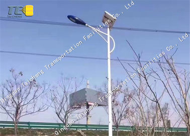 Good price 涼しく白い太陽動力を与えられた道は6Mの30w屋外の導かれた太陽街灯をつけます オンライン