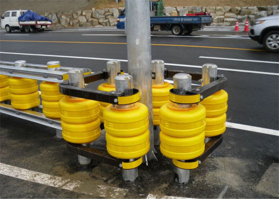 お買い得 4 Meters Roller Crash Barrier 350mm Diameter 150 Kg Weight Engineered for Enhanced Safety in Traffic and Industrial Zones オンライン