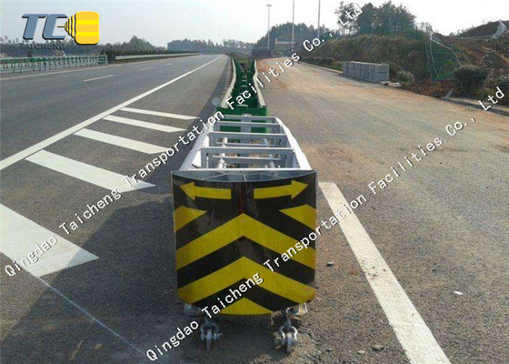 安価なバリア 衝突枕 高速道路 防護護線 衝突枕 バリア 高速道路 安全
